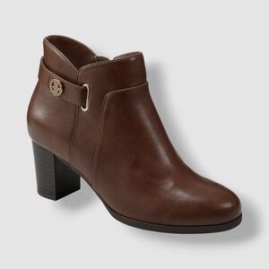 NEW Macy's With Box , Giani Bernini Memory Foam Artemyss Booties , Size 8 & 9